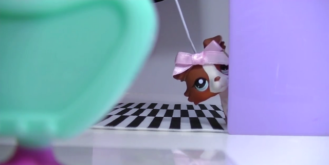 File:BridgittePeek25.png