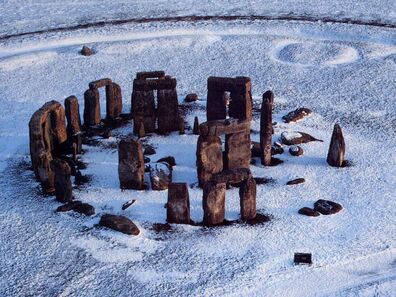 Stonehenge-xmw-1024