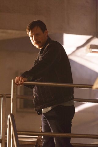 File:113 promo Malcolm 1.jpg