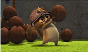 Cadet-No-Class-Mort-penguins-of-madagascar-18660873-875-517