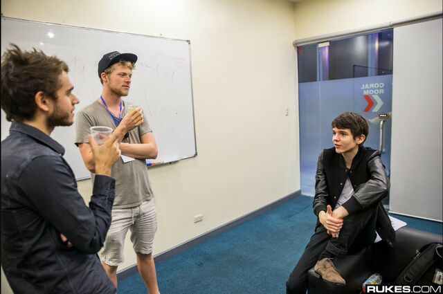 File:Zedd talking to Madeon.jpg