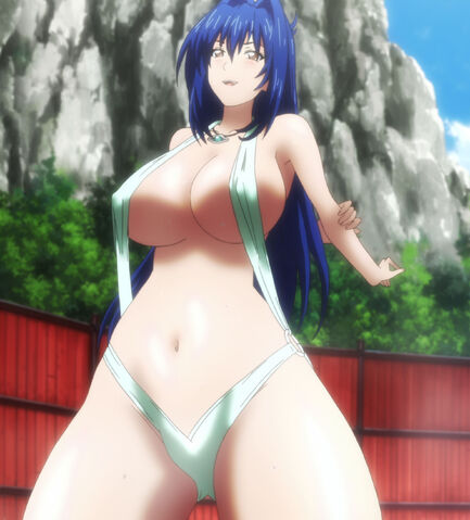 File:AkiPosePool2.jpg