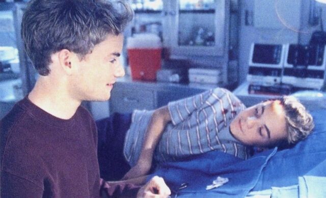 File:Malcolm In the Middle - Set Still - S01E03 (3).jpg