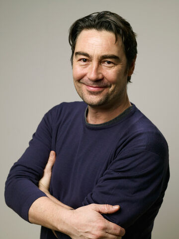 File:Nathaniel-Parker-nathaniel-parker-26797804-446-594.jpg