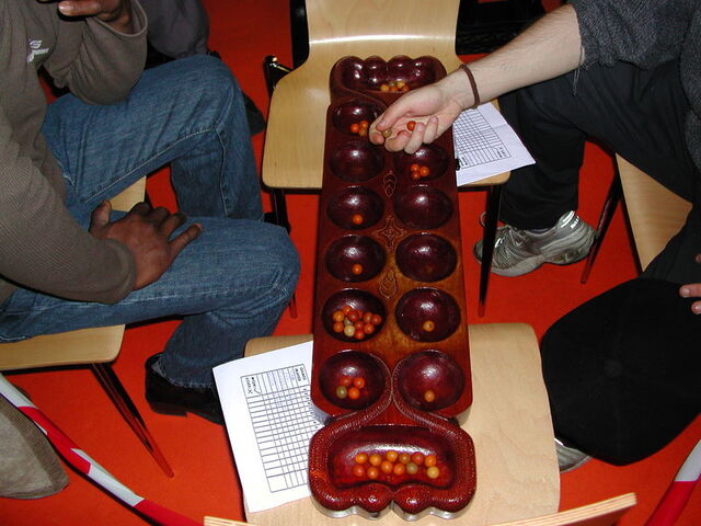 File:Close up sowing oware.jpg