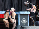 GROTESK BURLESK.jpg