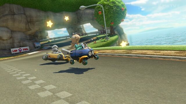 File:Rosalina-MetalMario-GCNYoshiCircuit-MK8.jpg