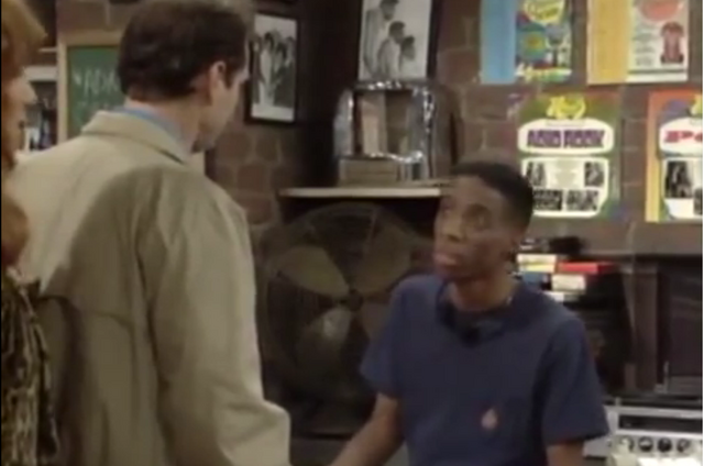File:Dave in Movie Store.png