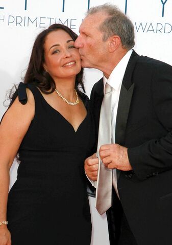 File:Russoff-ONeill-Emmys.jpg