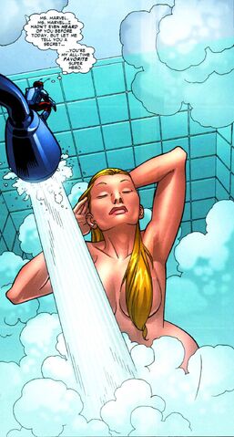 Archivo:Ms. marvel antman 10 05-06.jpg