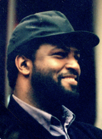 File:Larry Stroman.png