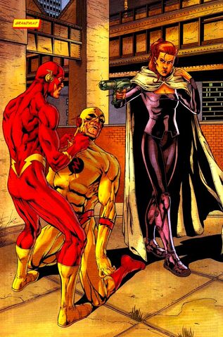 File:Iris West 0004.jpg