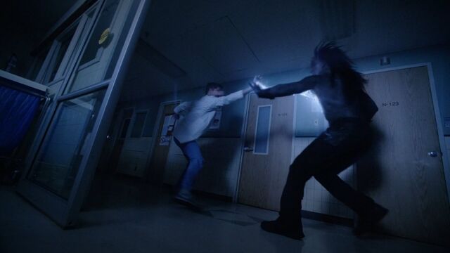 File:Lash-fights-Lincoln-Campbell.jpg