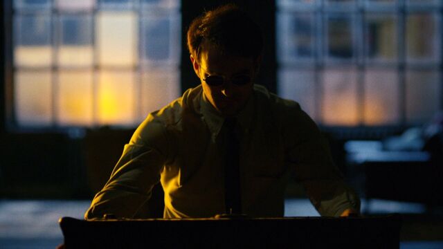 File:MMurdock-UnboxingSuit-S1E9.jpg