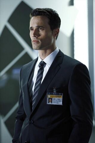 File:Marvels agents of shield the hub 20131104 1323274768.jpg