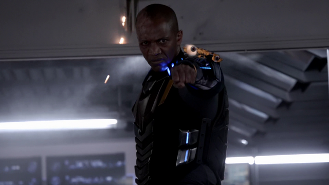 File:Deathlok-shoots-at-Lola.png