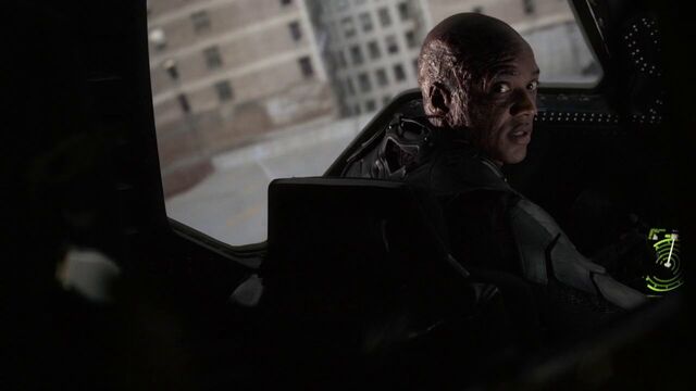 File:Deathlok-greets-Leo-Fitz-Quinjet.jpg