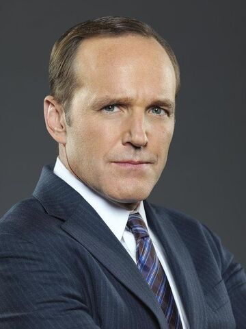 File:01 Phil Coulson.jpg