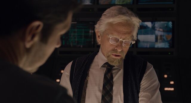 File:HankPym-Heist-Planning.jpeg