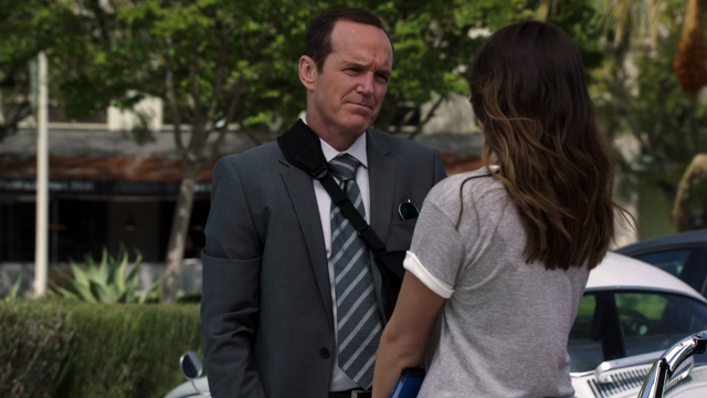File:SOS Skye and Coulson.png