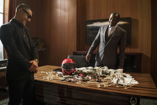 File:CottonmouthShades-MoneyTable.jpg