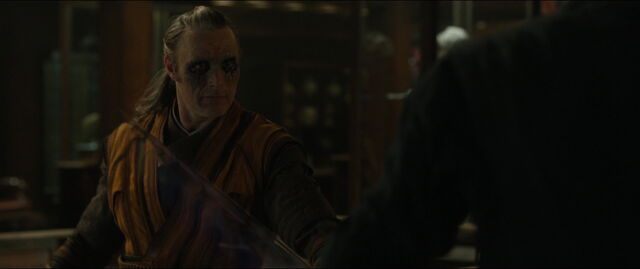 File:Kaecilius-HowToUseThat.jpg
