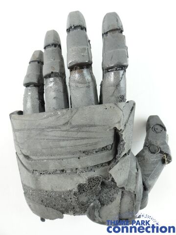File:Hammer-Drone-Hand-Section-Prop-5.jpg
