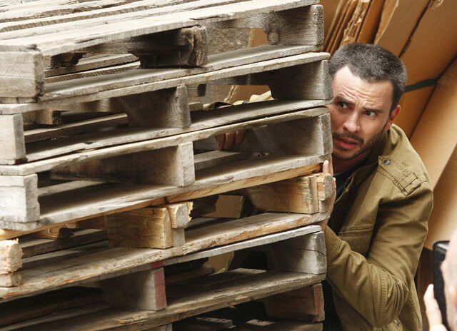 File:Agents-of-shield-season-3-photos-18.jpg