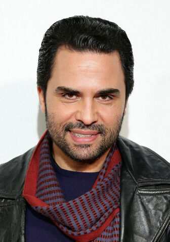 File:Manny Pérez.jpg