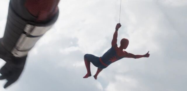 File:Spider-Man gives thumbs up.jpg