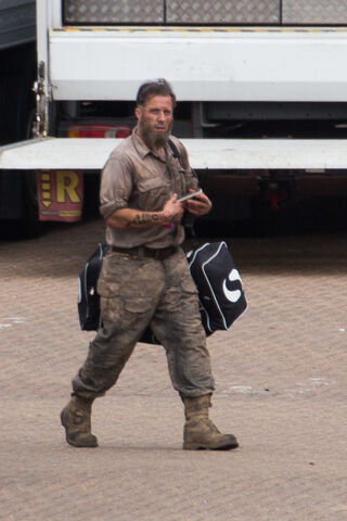 File:Andy Serkis Stunt.jpg