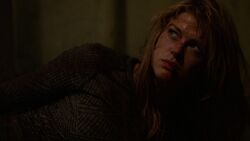 Bobbi-Morse-after-escape