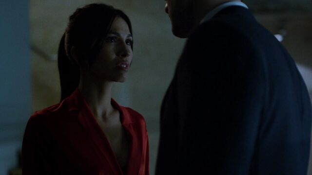 File:Elektra-RedDress-S2E5.jpg