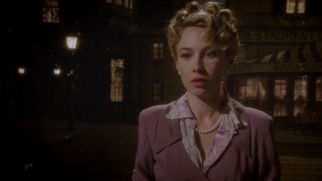File:WhitneyFrost-Sad-Movie-Set.jpeg