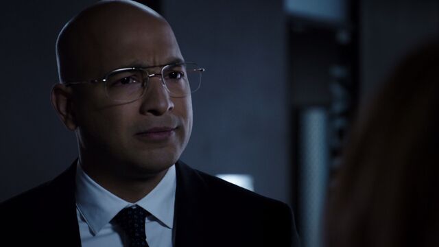 File:L-agent-sitwell.jpg