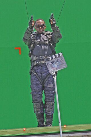 File:Anthonymackie01may1302.jpg