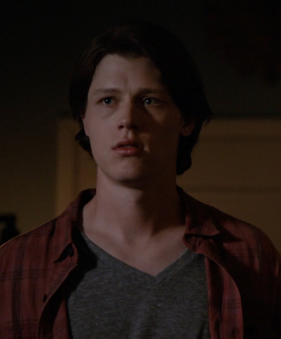 File:Shane Henson.png