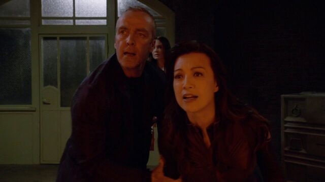 File:HRadcliffeMMay-SavingCoulson-S4E7.jpg