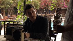 Donnie-Gill-fixes-Radio