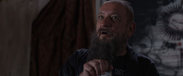 File:Trevor-Slattery-Opens-Beer.jpg