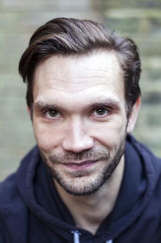 File:Alex Walton.jpg