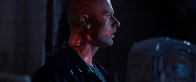 File:EricSavinExtremis-IM3.png