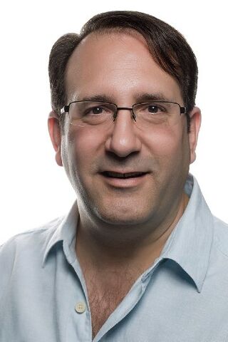 File:Michael Mariano.jpg