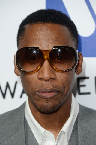 File:Raphael Saadiq.jpg