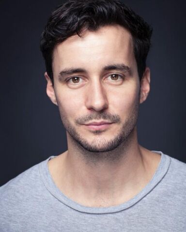 File:Sam Swainsbury.jpg