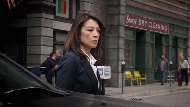 File:Melinda investigating.jpg