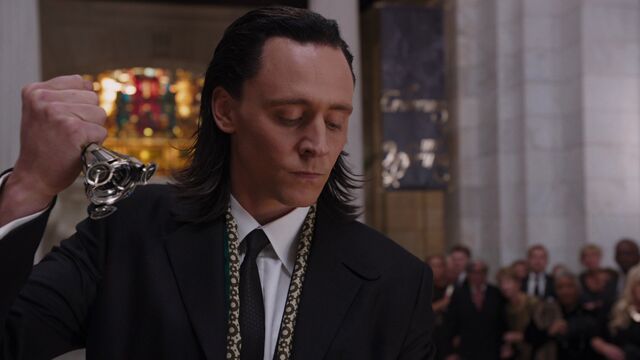File:Loki-germany-eye-claw-avengers.jpg