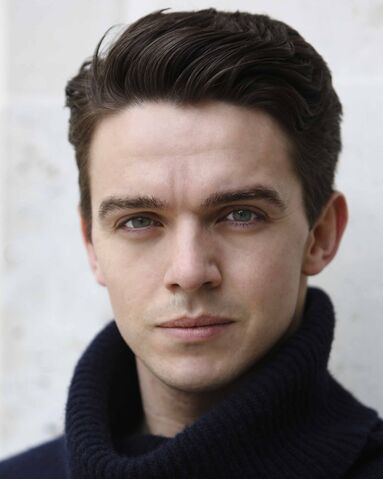 File:Luke Allen-Gale.jpg