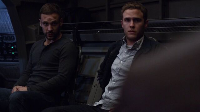 File:Lance-Hunter-Quinjet-Ward-Fitz.jpg