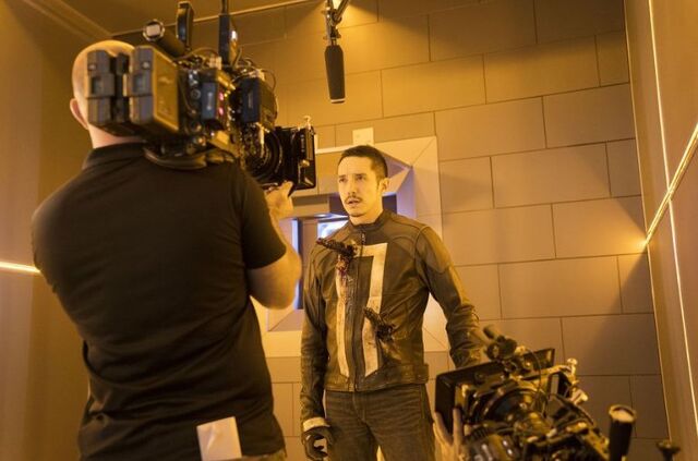 File:Robbie BTS.jpg